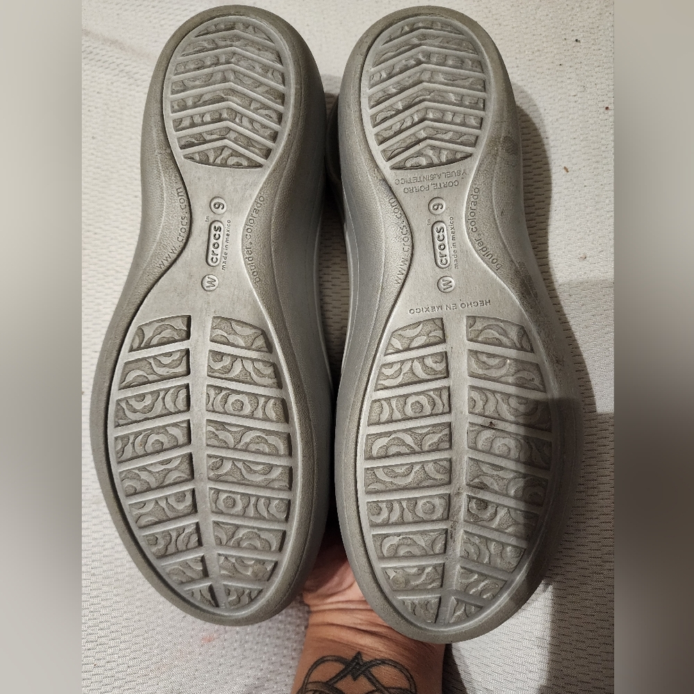 Crocs Matte Silver Shoes - Picture 2 of 2